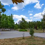Trinavis Boutique Apartments, Own Private Parking, Center, Entire Apartment *