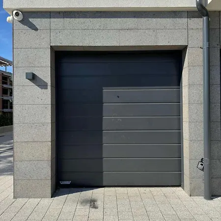 Trinavis Boutique Apartments, Own Private Parking, Center, Entire * Veliko Tarnovo