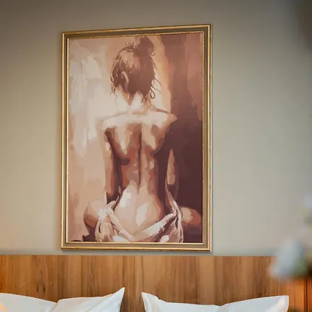 Trinavis Boutique Apartments, Own Private Parking, Center, Entire Wielkie Tyrnowo