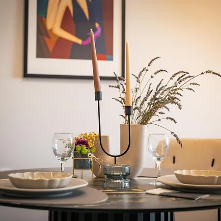 Trinavis Boutique Apartments, Own Private Parking, Center, Entire Veliko Tarnovo