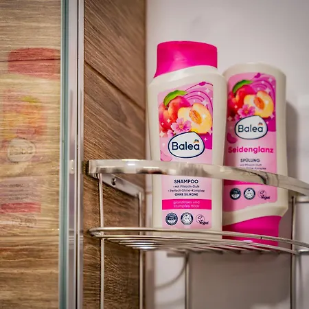 Trinavis Boutique Apartments, Own Private Parking, Center, Entire Apartment