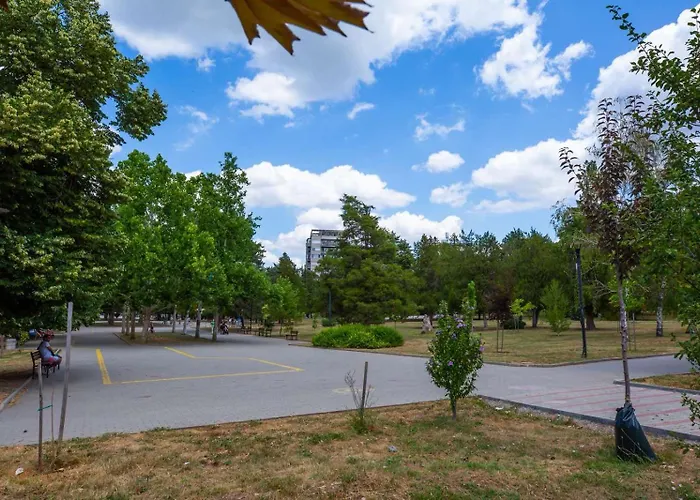 Trinavis Boutique Apartments, Own Private Parking, Center, Entire Apartament *