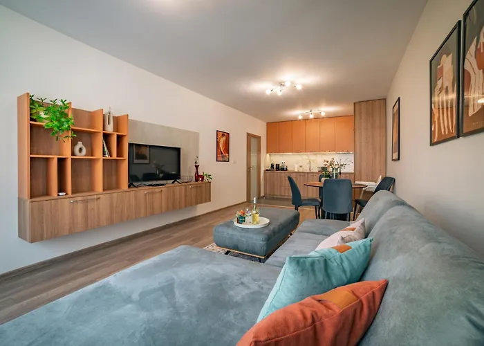 Apartment Trinavis Boutique Apartments, Own Private Parking, Center, Entire *