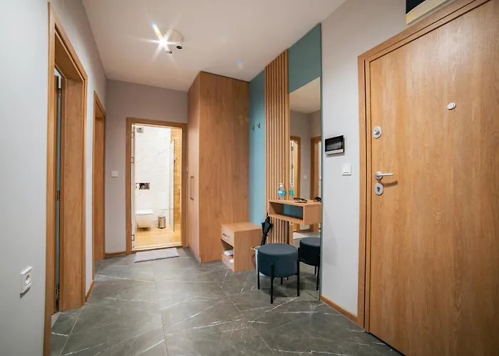 Apartment Trinavis Boutique Apartments, Own Private Parking, Center, Entire Veliko Tarnovo