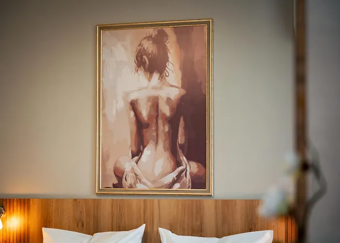 Trinavis Boutique Apartments, Own Private Parking, Center, Entire Veliko Tărnovo