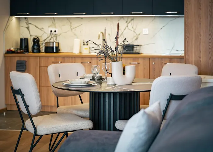 Apartment Trinavis Boutique Apartments, Own Private Parking, Center, Entire Veliko Tarnovo