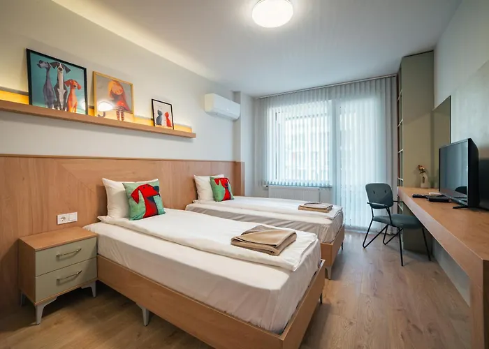 Trinavis Boutique Apartments, Own Private Parking, Center, Entire Apartament Veliko Tărnovo